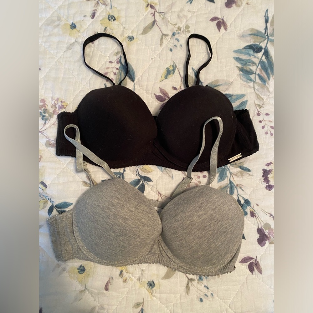 Women’s bras
